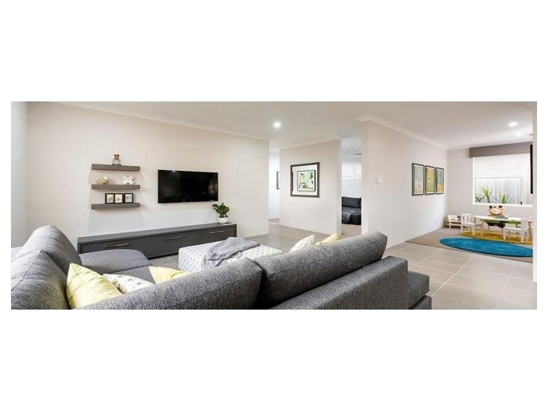 34 Kangaroo Avenue, Kwinana Town Centre WA 6167