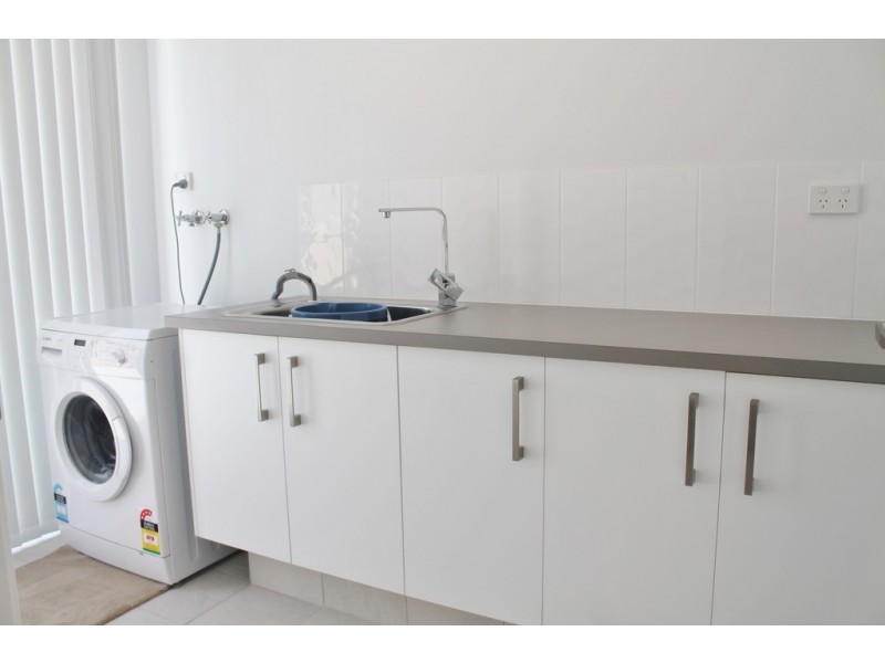 6 Yacht Way, Two Rocks WA 6037