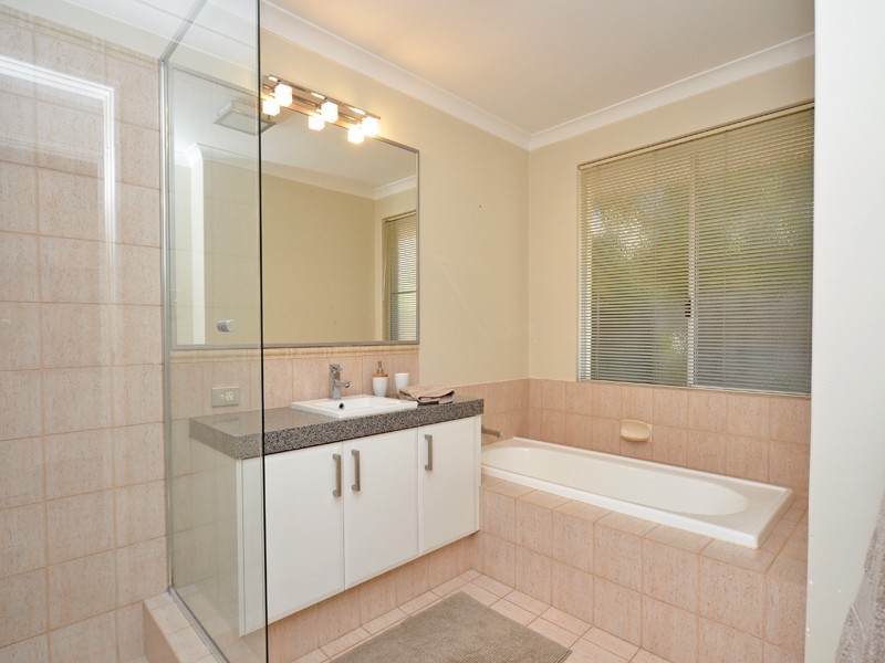 40 Christchurch Terrace, Currambine WA 6028