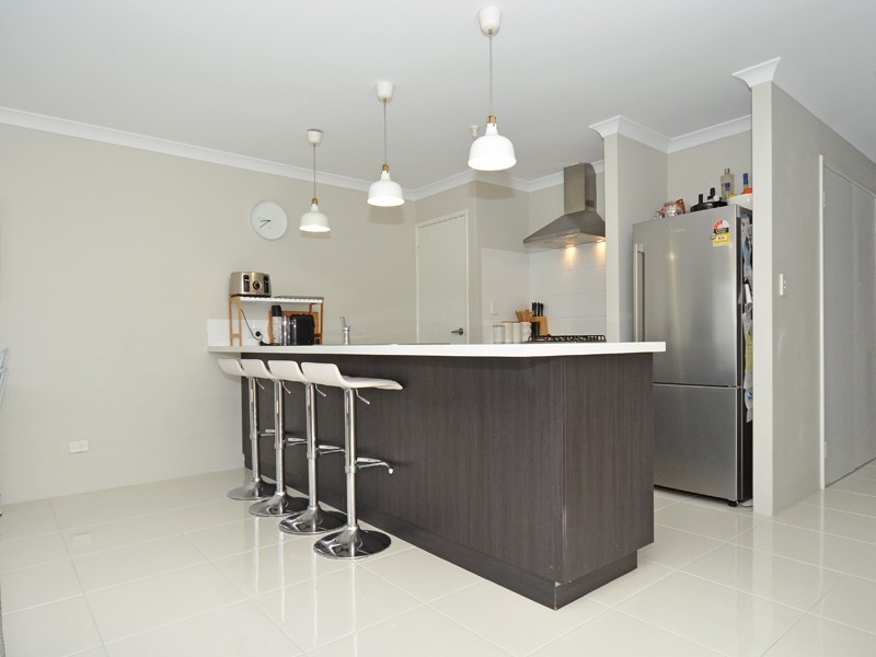 6 Hexham Terrace, Alkimos WA 6038