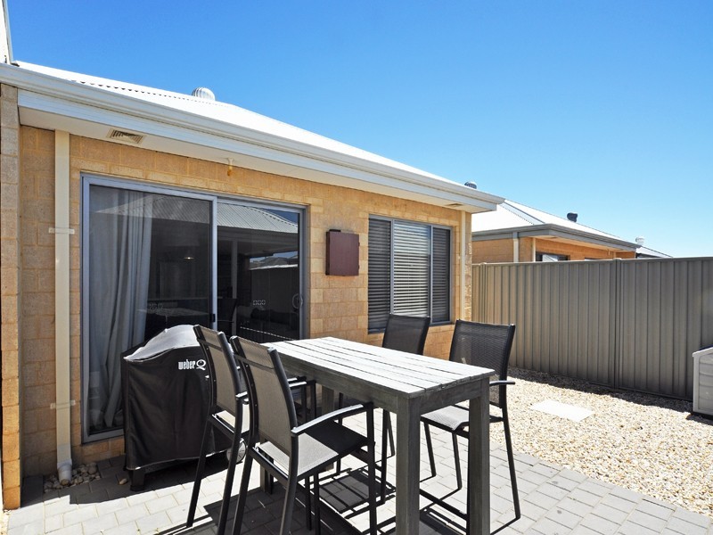 6 Hexham Terrace, Alkimos WA 6038