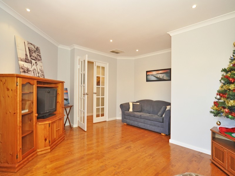 26 Santa Ana Mews, Currambine WA 6028