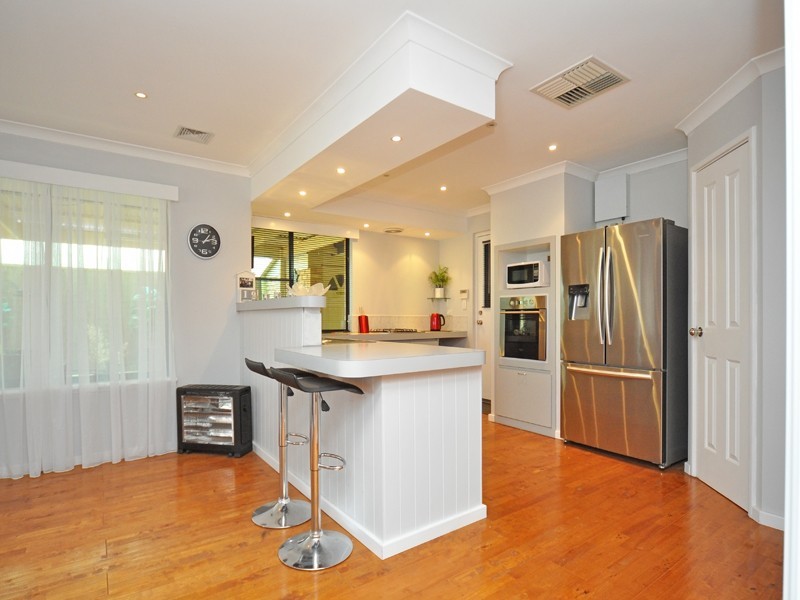 26 Santa Ana Mews, Currambine WA 6028