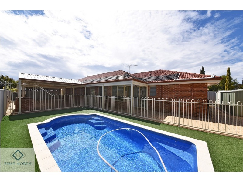 38 Clarafield Meander, Tapping WA 6065