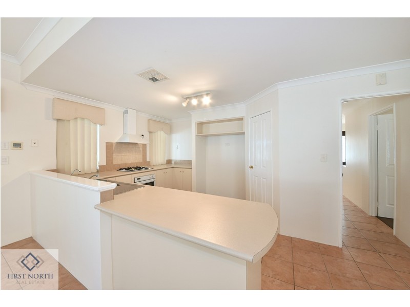 38 Clarafield Meander, Tapping WA 6065