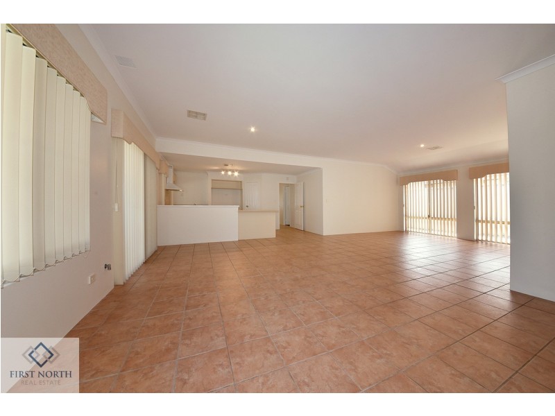 38 Clarafield Meander, Tapping WA 6065