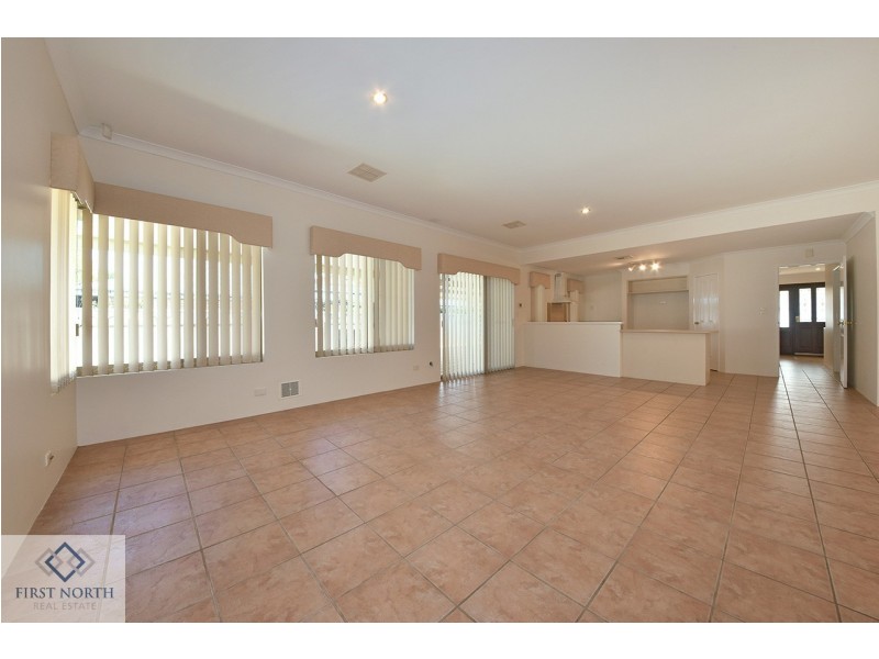 38 Clarafield Meander, Tapping WA 6065