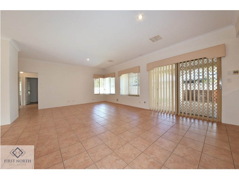38 Clarafield Meander, Tapping WA 6065