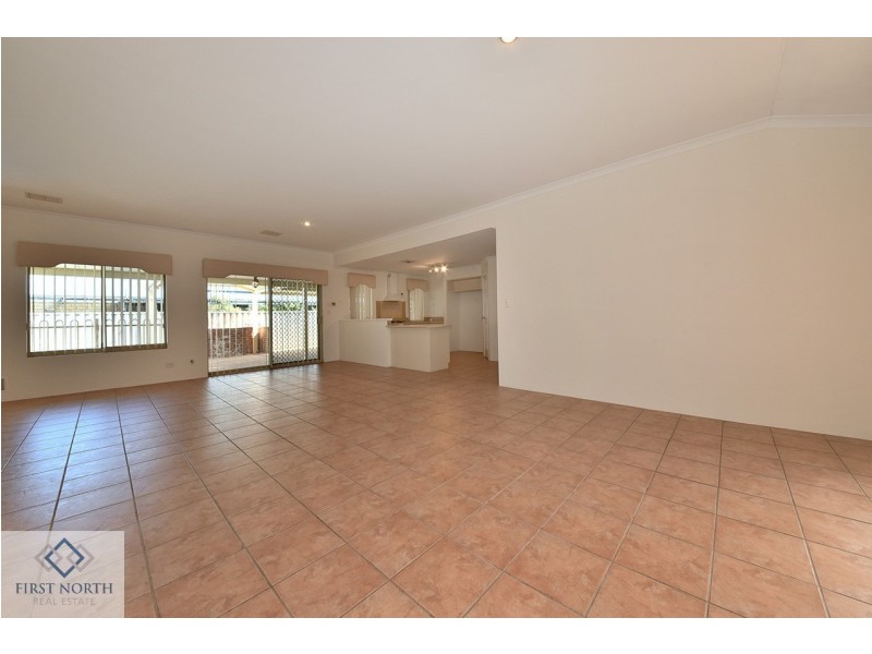 38 Clarafield Meander, Tapping WA 6065