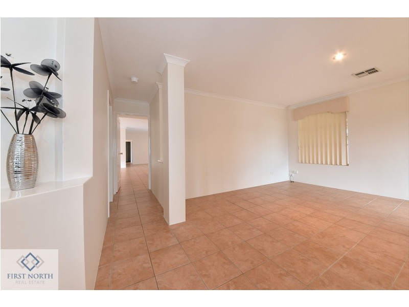 38 Clarafield Meander, Tapping WA 6065