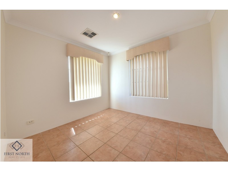 38 Clarafield Meander, Tapping WA 6065