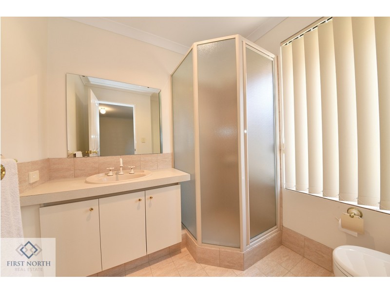 38 Clarafield Meander, Tapping WA 6065