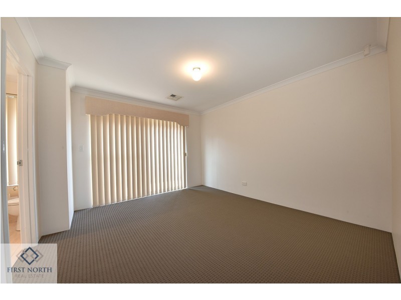 38 Clarafield Meander, Tapping WA 6065