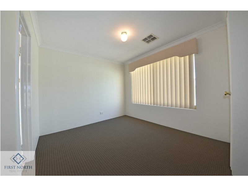 38 Clarafield Meander, Tapping WA 6065