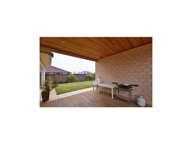 66 Ballymote Gardens, Ridgewood WA 6030