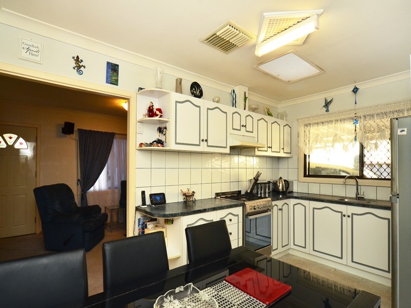 37 Buntine Way, Girrawheen WA 6064