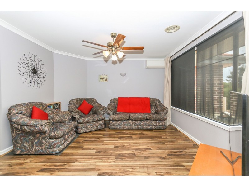 16 Rutherglen Circle, Kinross WA 6028