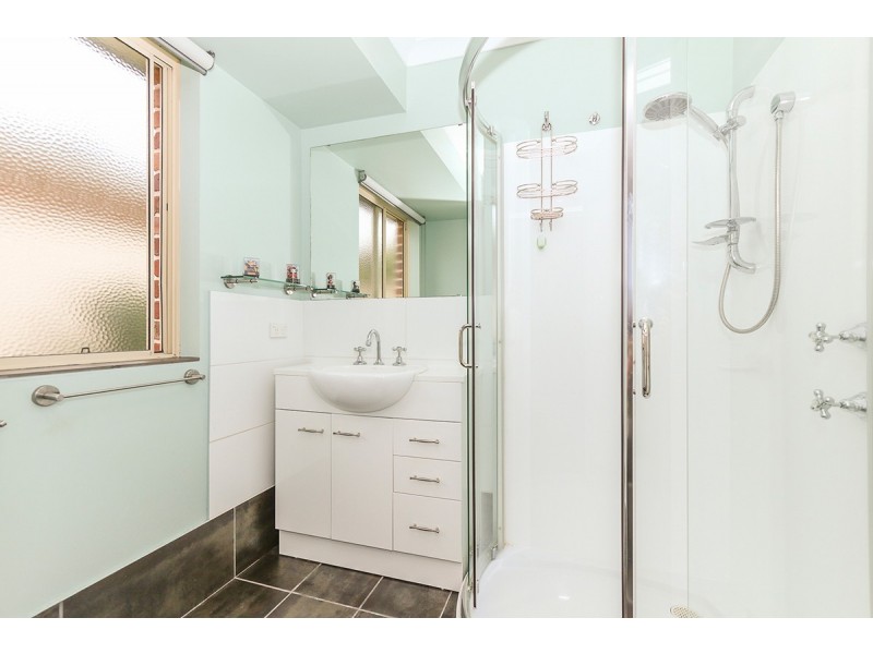 16 Rutherglen Circle, Kinross WA 6028