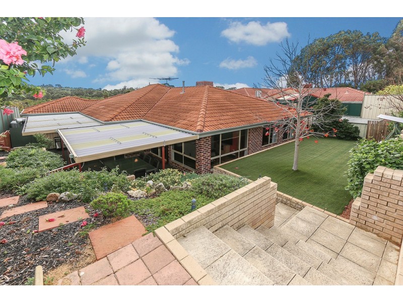 16 Rutherglen Circle, Kinross WA 6028