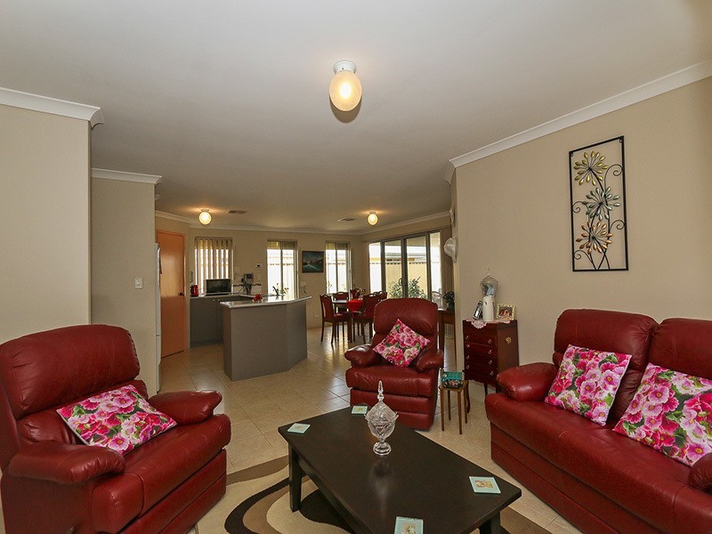 32 Ballymote Gardens, Ridgewood WA 6030