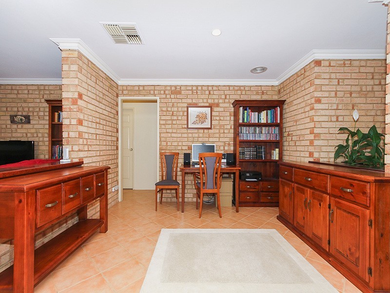 10 Kazan Close, Joondalup WA 6027