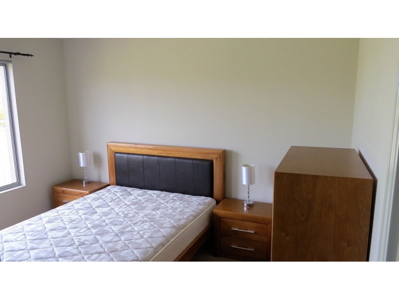 44 Nashville Loop, Currambine WA 6028