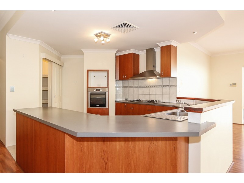 79 Clydebank Cres, Kinross WA 6028