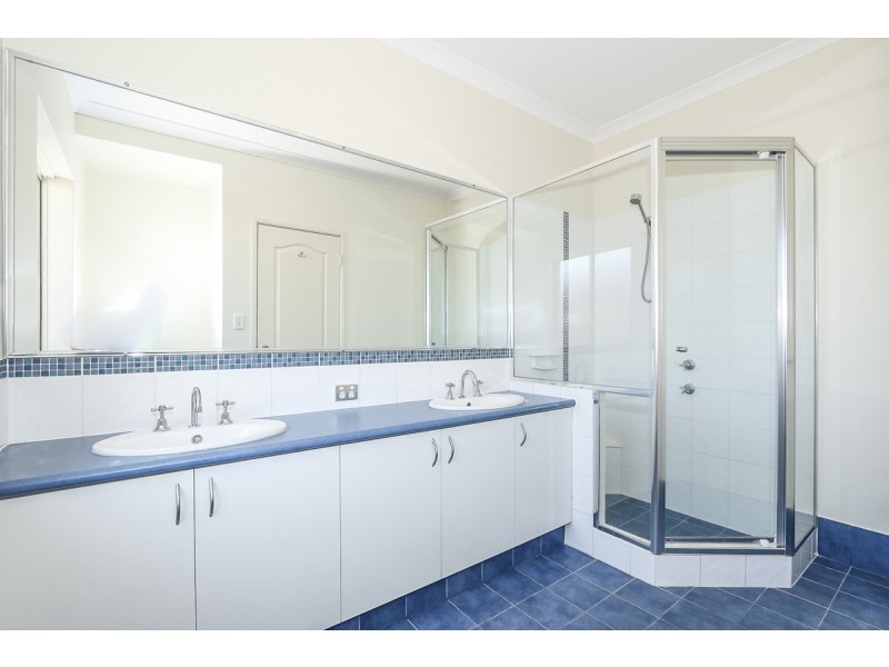 79 Clydebank Cres, Kinross WA 6028