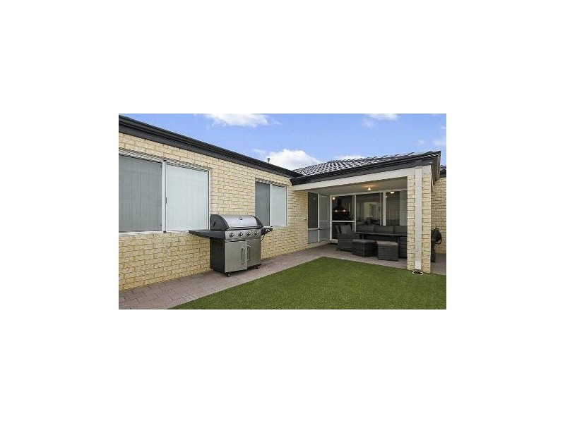 19 Scottsdale Cir, Currambine WA 6028