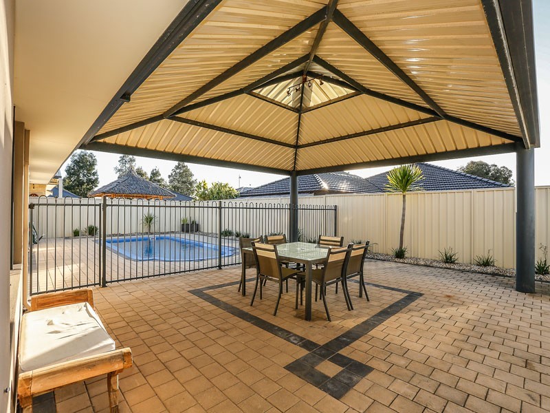 5 Ankuri Pass, Carramar WA 6031