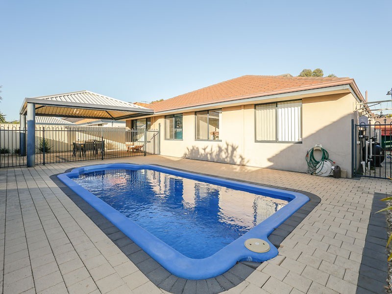 5 Ankuri Pass, Carramar WA 6031