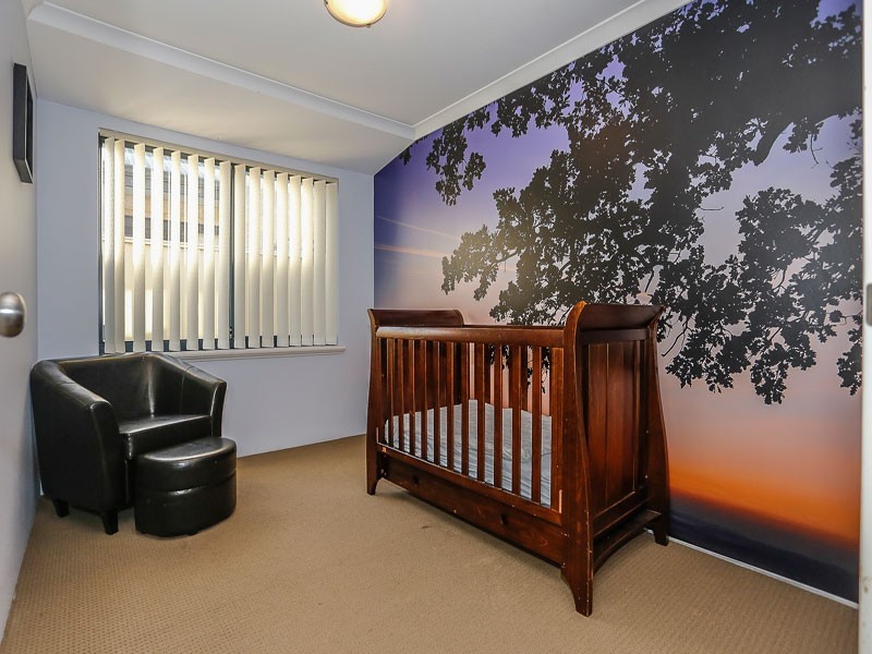 5 Ankuri Pass, Carramar WA 6031