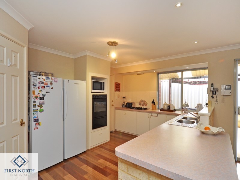 31 Brightlands Circuit, Carramar WA 6031