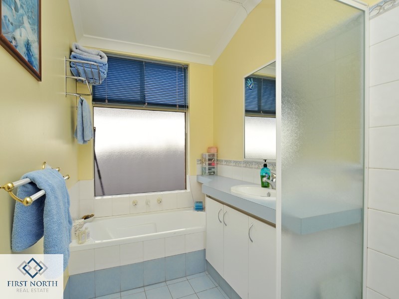 31 Brightlands Circuit, Carramar WA 6031