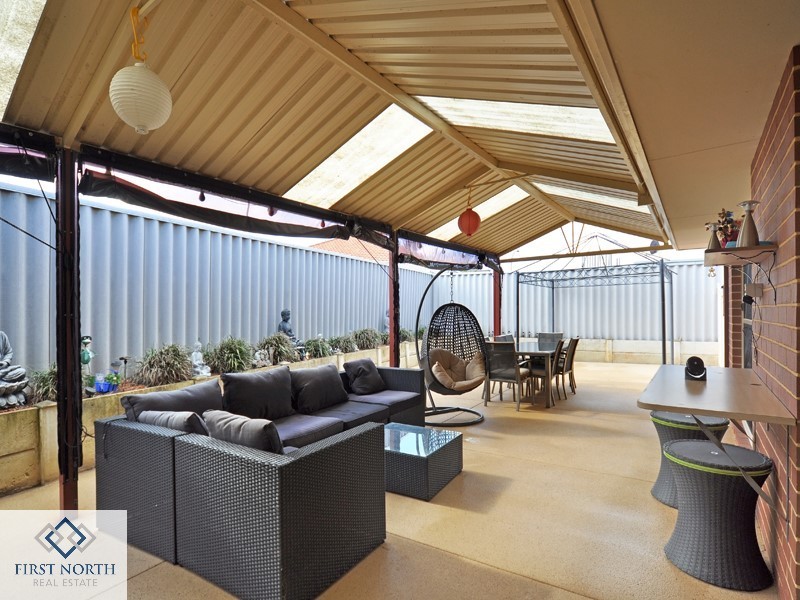 31 Brightlands Circuit, Carramar WA 6031