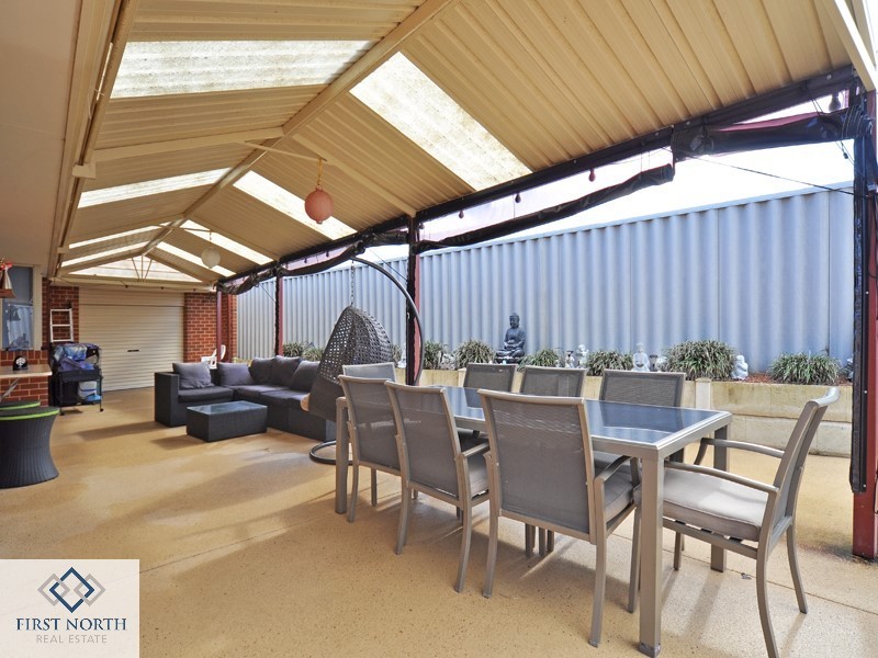 31 Brightlands Circuit, Carramar WA 6031