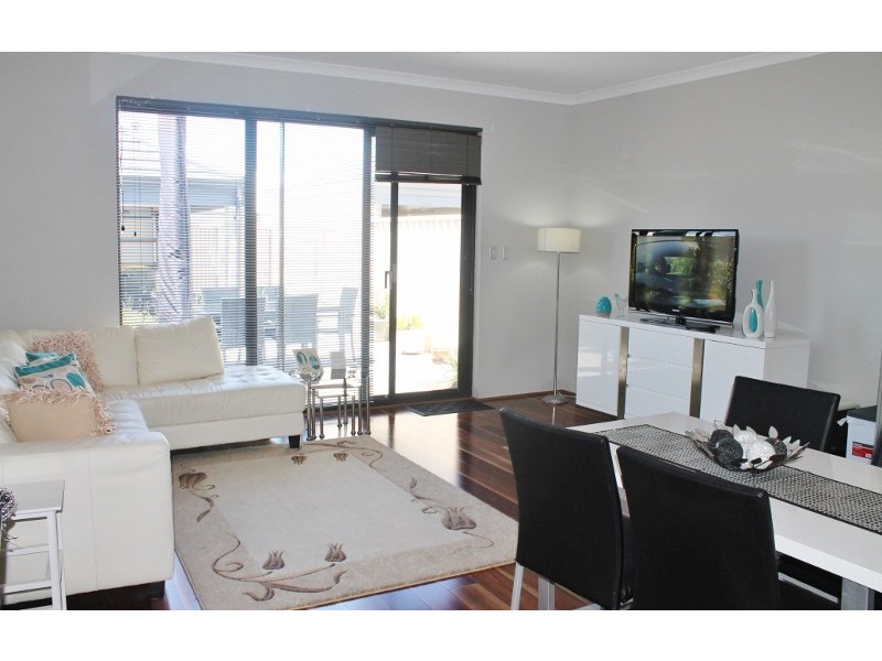 12 Tarpon Link, Butler WA 6036