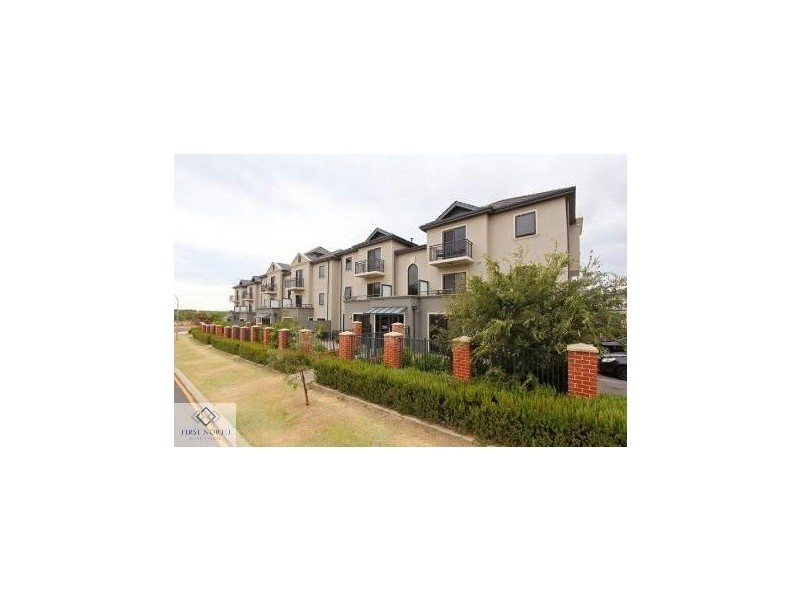 76/12 Citadel way, Currambine WA 6028