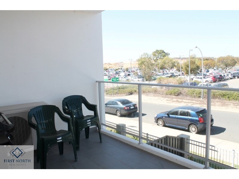 40/9 Citadel way, Currambine WA 6028