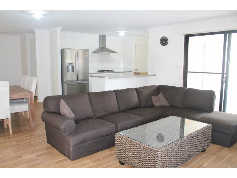 18 Danbulla Loop, Yanchep WA 6035