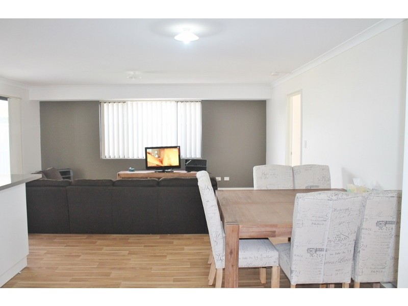 18 Danbulla Loop, Yanchep WA 6035