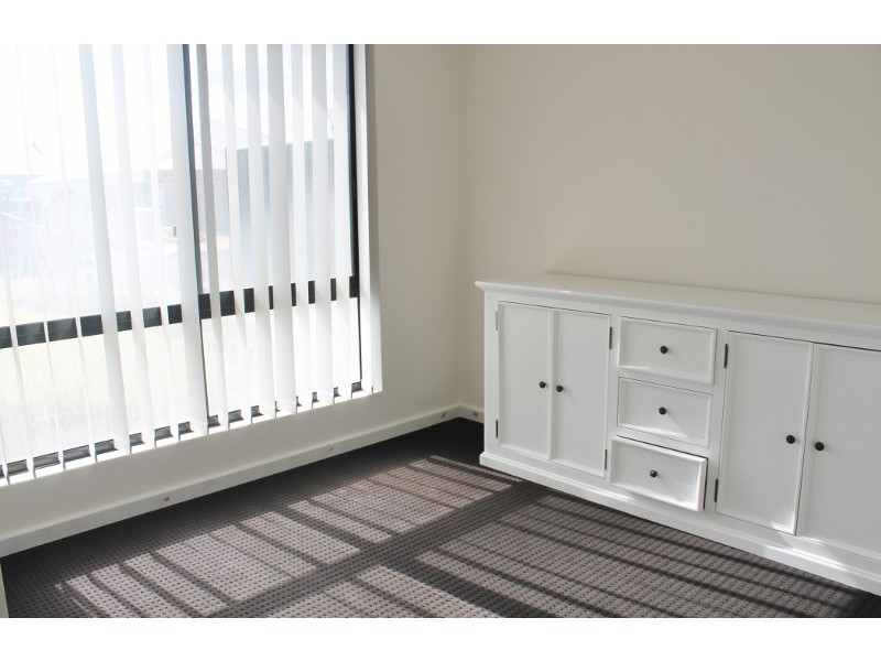 18 Danbulla Loop, Yanchep WA 6035