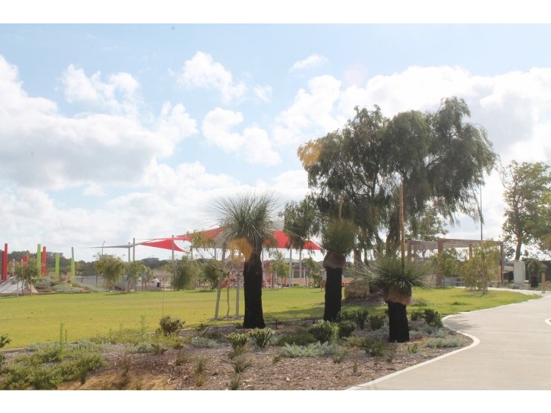 18 Danbulla Loop, Yanchep WA 6035