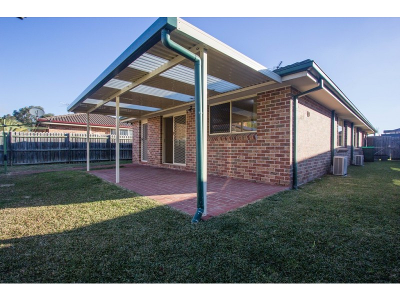 5 Wombeyan Court, Wattle Grove NSW 2173