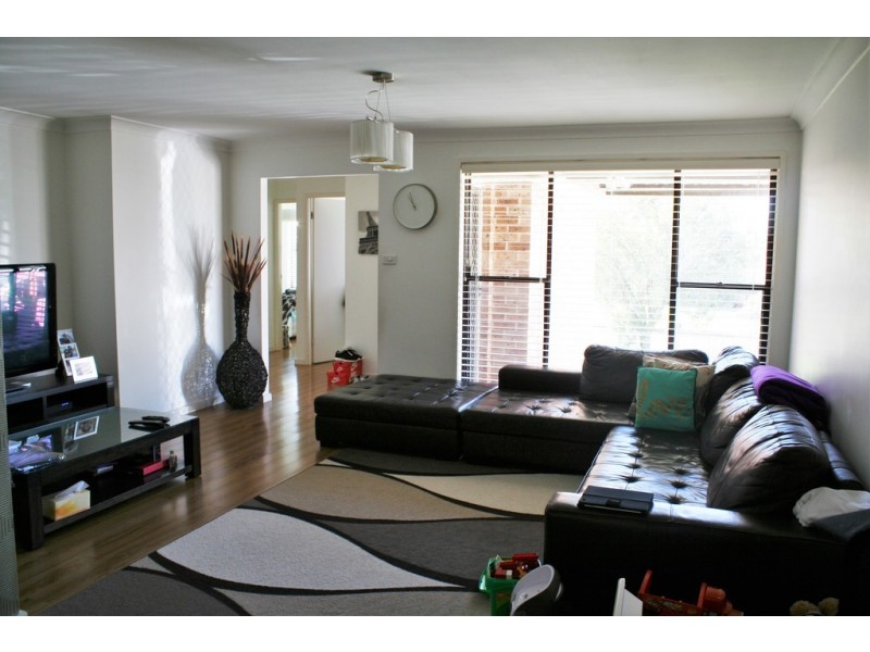 10 Pritchard Avenue, Hammondville NSW 2170