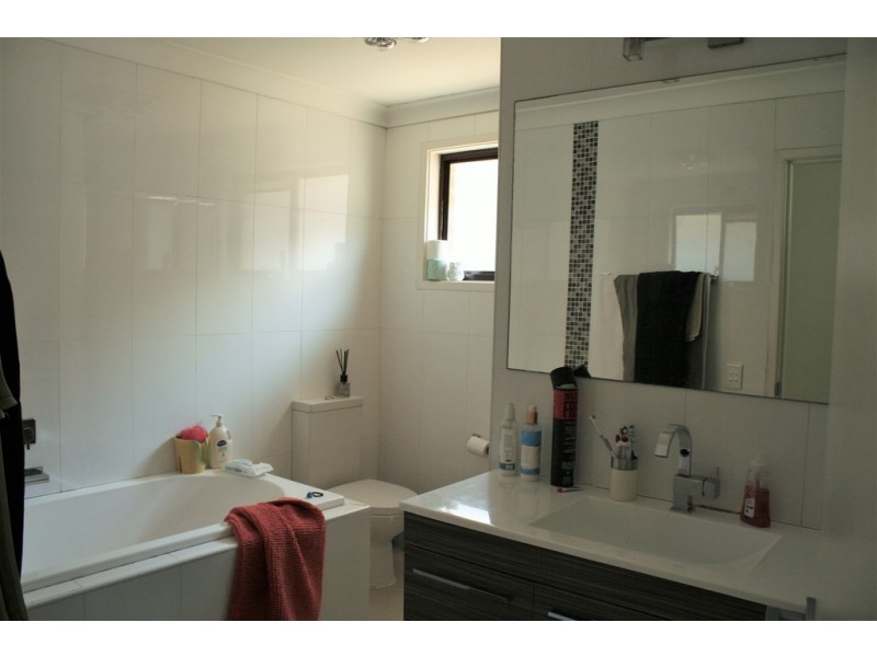 10 Pritchard Avenue, Hammondville NSW 2170