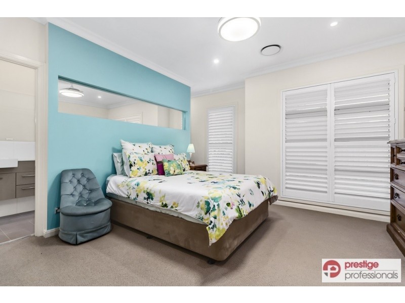 6 Binara Close, Hammondville NSW 2170