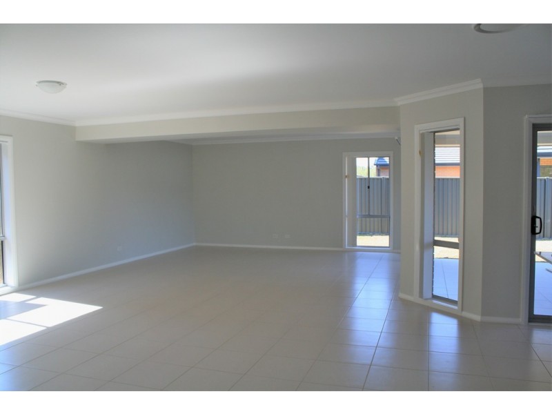 39 Baden Powell Avenue, Leppington NSW 2179