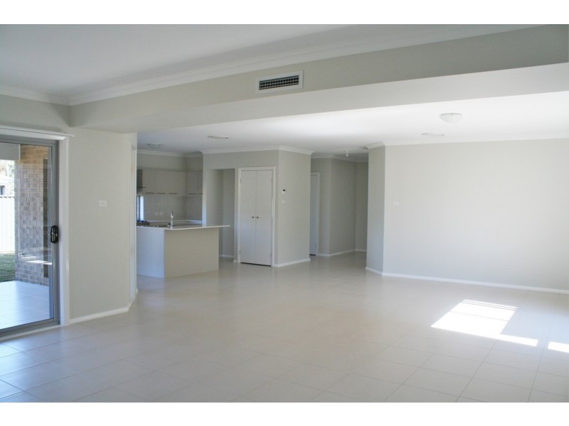 39 Baden Powell Avenue, Leppington NSW 2179