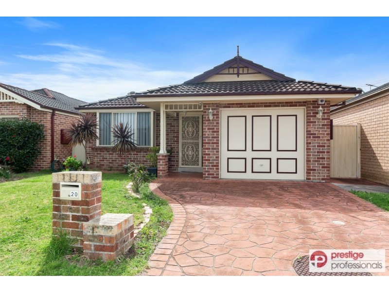 20 Kinchega Court, Wattle Grove NSW 2173